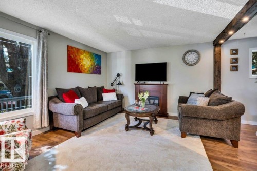 216 Greenwood Drive, Spruce Grove, AB - Indoor Photo Showing Living Room