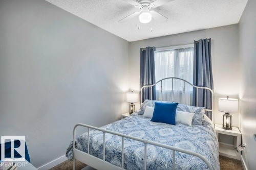 216 Greenwood Drive, Spruce Grove, AB - Indoor Photo Showing Bedroom
