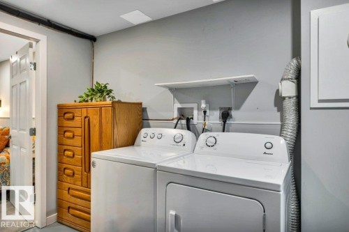 216 Greenwood Drive, Spruce Grove, AB - Indoor Photo Showing Laundry Room