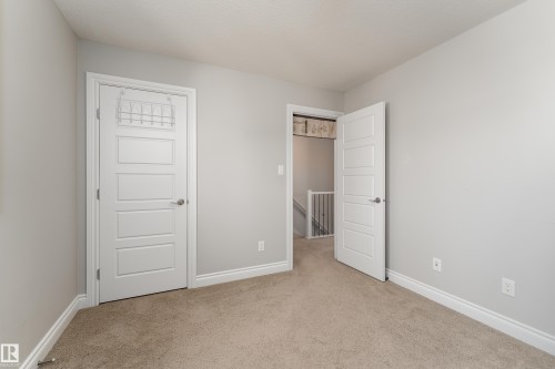 2338 Glenridding Boulevard Sw, Edmonton, AB - Indoor