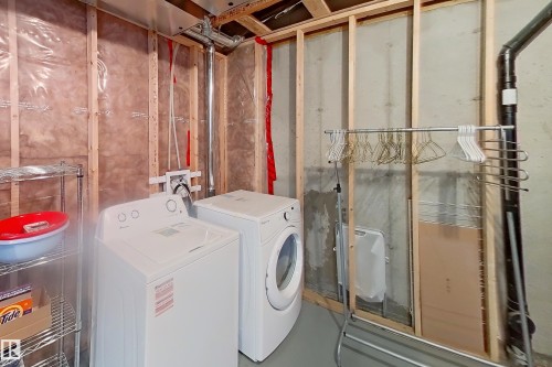 2338 Glenridding Boulevard Sw, Edmonton, AB - Indoor Photo Showing Laundry Room