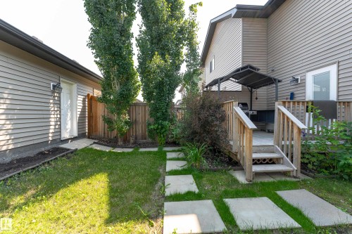 2338 Glenridding Boulevard Sw, Edmonton, AB - Outdoor With Exterior