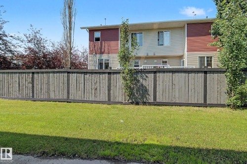#152 180 Bridgeport Bv, Leduc, AB - Outdoor