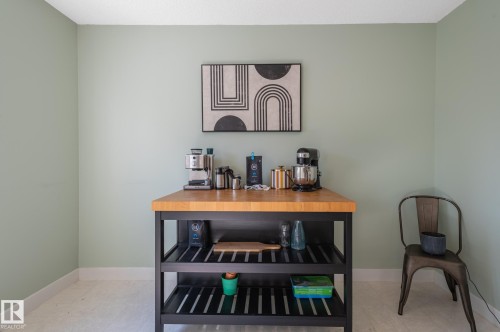 11515 125 Street Nw, Edmonton, AB - Indoor