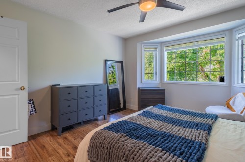 11515 125 Street Nw, Edmonton, AB - Indoor Photo Showing Bedroom