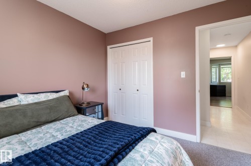11515 125 Street Nw, Edmonton, AB - Indoor Photo Showing Bedroom