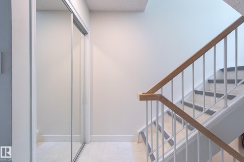 11515 125 Street Nw, Edmonton, AB - Indoor Photo Showing Other Room