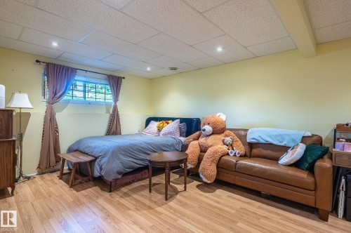 11515 125 Street Nw, Edmonton, AB - Indoor Photo Showing Bedroom