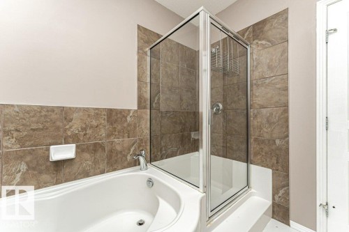 #404 10531 117 St Nw, Edmonton, AB - Indoor Photo Showing Bathroom