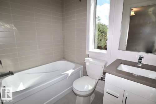 8603 108A Street Northwest, Edmonton, AB - Indoor Photo Showing Bathroom