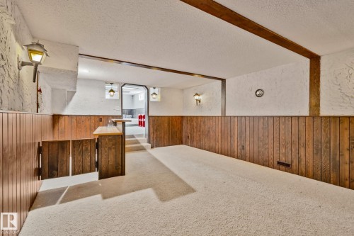 10619 35 Avenue Nw, Edmonton, AB - Indoor Photo Showing Other Room
