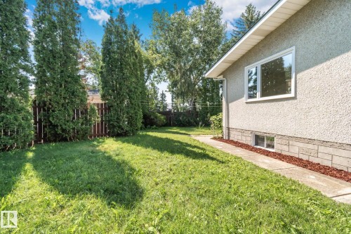10619 35 Avenue Nw, Edmonton, AB - Outdoor