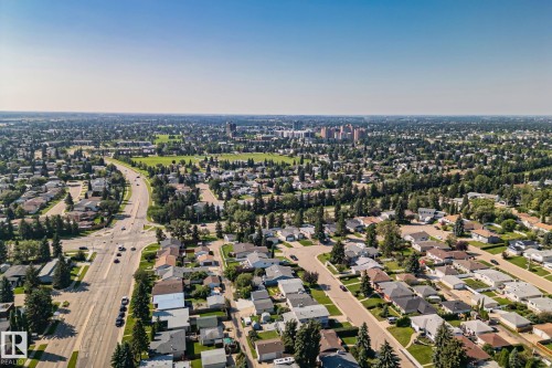 10619 35 Avenue Nw, Edmonton, AB - Outdoor With View