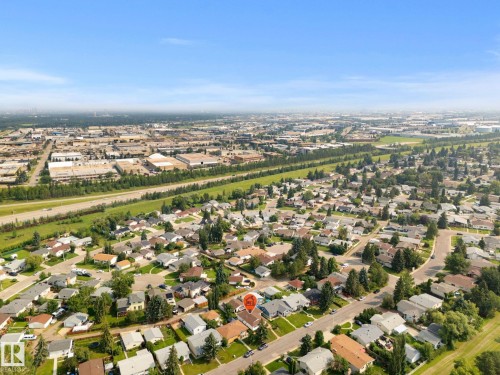 8704 43 Avenue Nw, Edmonton, AB - Outdoor With View