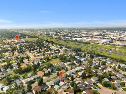 8704 43 Avenue Nw, Edmonton, AB - Outdoor With View
