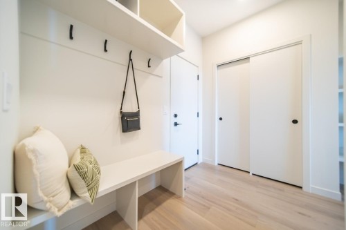 196 Devonshire Drive, Sherwood Park, AB - Indoor Photo Showing Other Room