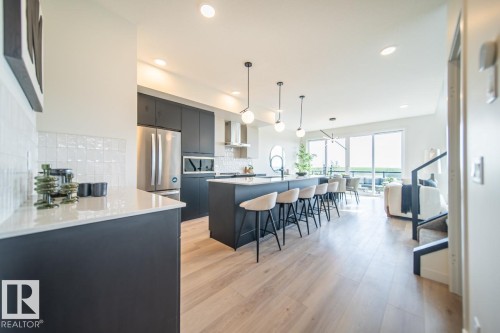 196 Devonshire Drive, Sherwood Park, AB - Indoor Photo Showing Kitchen With Upgraded Kitchen