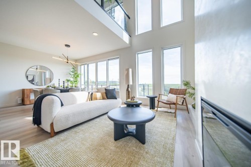 196 Devonshire Drive, Sherwood Park, AB - Indoor Photo Showing Living Room
