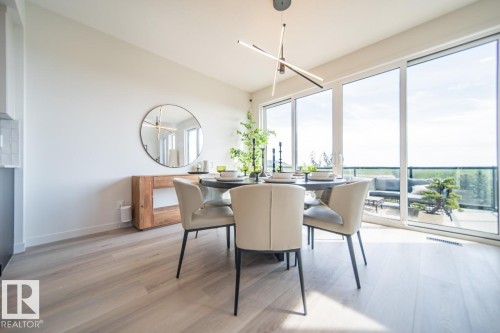 196 Devonshire Drive, Sherwood Park, AB - Indoor Photo Showing Dining Room