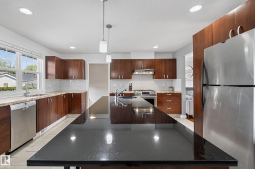 9036 145 Street Nw, Edmonton, AB - Indoor Photo Showing Kitchen