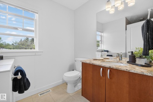 9036 145 Street Nw, Edmonton, AB - Indoor Photo Showing Bathroom