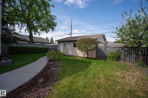 9036 145 Street Nw, Edmonton, AB - Outdoor