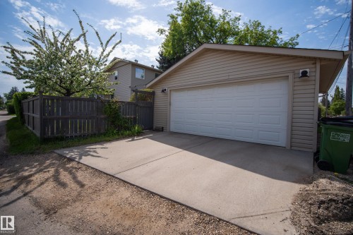 9036 145 Street Nw, Edmonton, AB - Outdoor