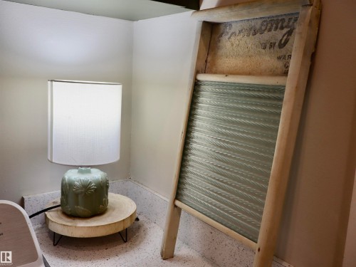 Image quality insufficient for description - 62503A Hwy 769, Rural Barrhead County, AB - Indoor Photo Showing Other Room