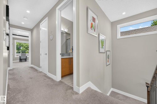7544 78 Avenue Nw, Edmonton, AB - Indoor Photo Showing Other Room