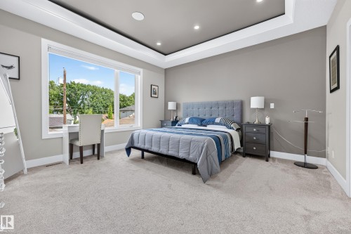 7544 78 Avenue Nw, Edmonton, AB - Indoor Photo Showing Bedroom