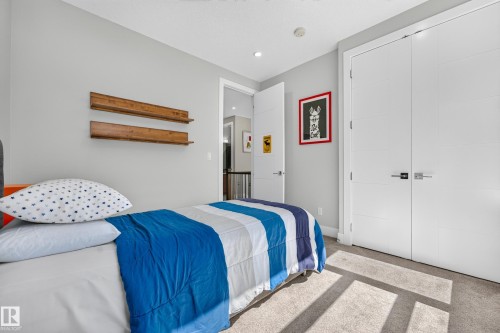 7544 78 Avenue Nw, Edmonton, AB - Indoor Photo Showing Bedroom