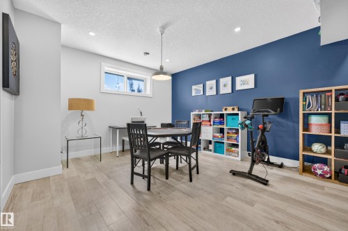 7544 78 Avenue Nw, Edmonton, AB - Indoor