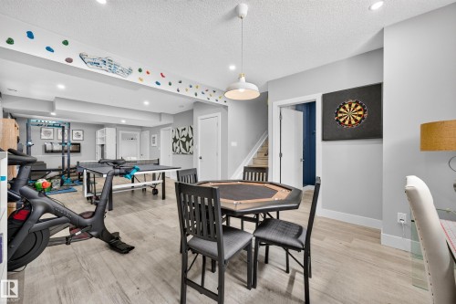 7544 78 Avenue Nw, Edmonton, AB - Indoor