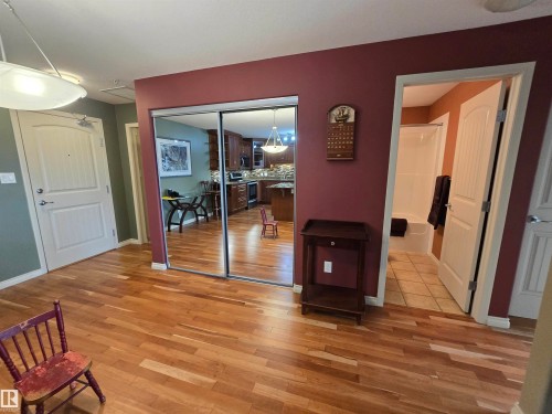 #337 2096 Blackmud Creek Dr Sw, Edmonton, AB - Indoor Photo Showing Other Room