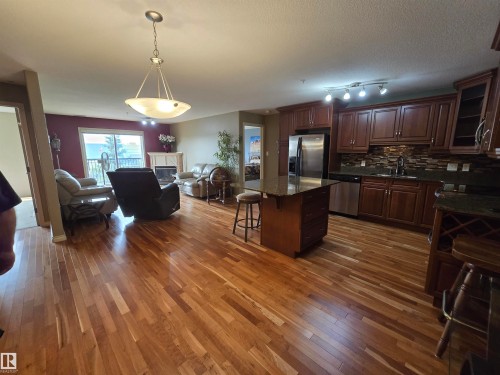 #337 2096 Blackmud Creek Dr Sw, Edmonton, AB - Indoor
