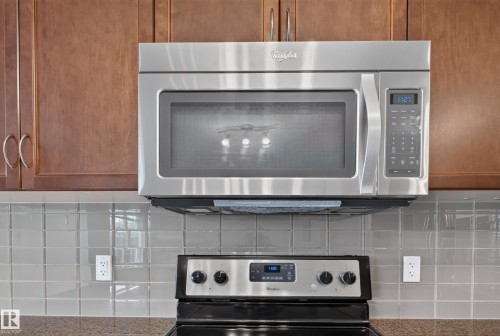 3906 6 Street Nw, Edmonton, AB - Indoor Photo Showing Kitchen