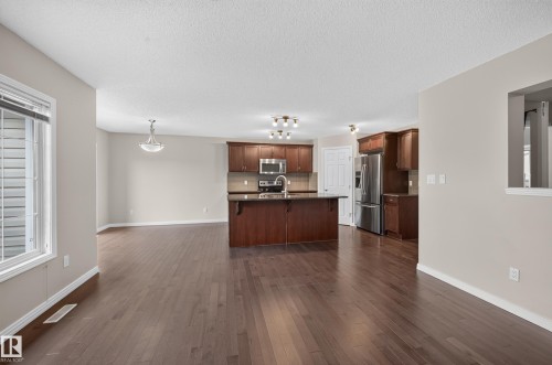 3906 6 Street Nw, Edmonton, AB - Indoor Photo Showing Kitchen