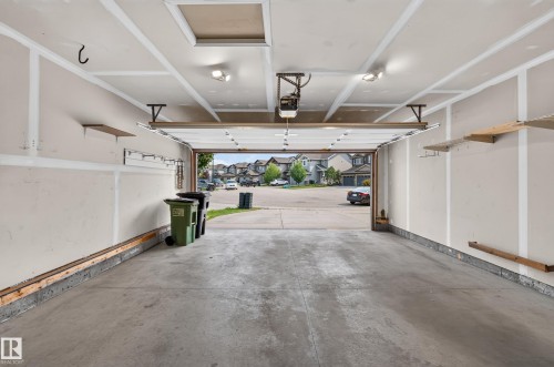 3906 6 Street Nw, Edmonton, AB - Indoor Photo Showing Garage