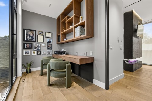 14035 104 Avenue Nw, Edmonton, AB - Indoor Photo Showing Other Room