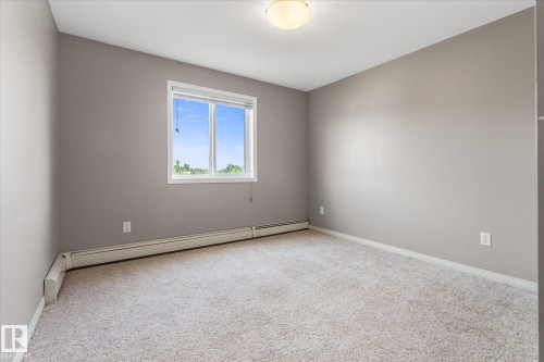 #208 4903 47 Av, Stony Plain, AB - Indoor Photo Showing Other Room