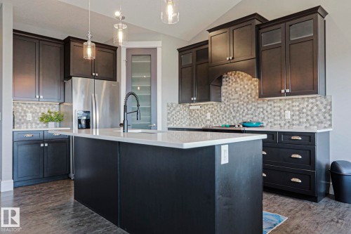 9711 223 Street Nw, Edmonton, AB - Indoor Photo Showing Kitchen With Upgraded Kitchen