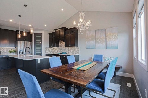 9711 223 Street Nw, Edmonton, AB - Indoor