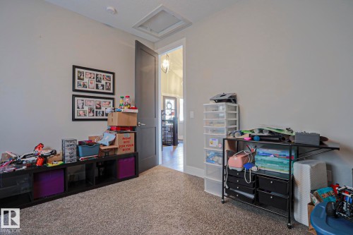 9711 223 Street Nw, Edmonton, AB - Indoor