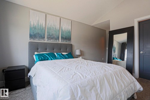9711 223 Street Nw, Edmonton, AB - Indoor Photo Showing Bedroom