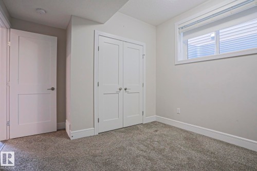 9711 223 Street Nw, Edmonton, AB - Indoor Photo Showing Other Room