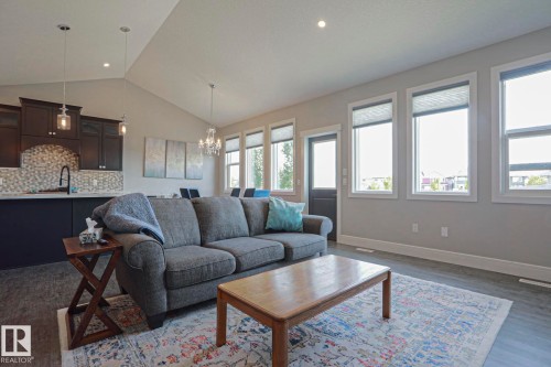 9711 223 Street Nw, Edmonton, AB - Indoor Photo Showing Living Room