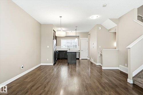 2016 Cavanagh Drive Sw, Edmonton, AB - Indoor