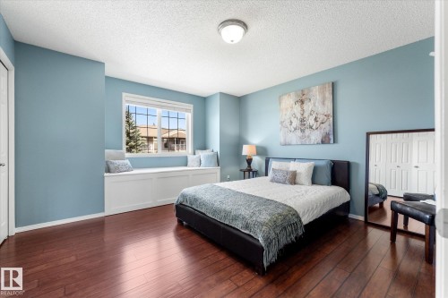 2948 26 Street Nw, Edmonton, AB - Indoor Photo Showing Bedroom