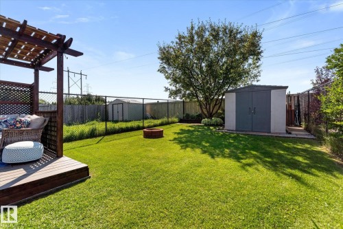 2948 26 Street Nw, Edmonton, AB - Outdoor