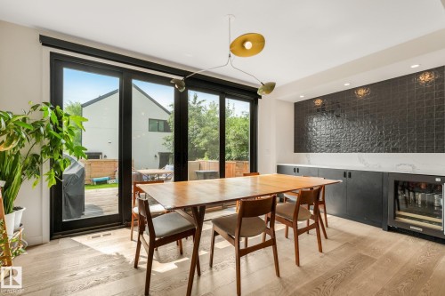 10925 University Avenue Nw, Edmonton, AB - Indoor Photo Showing Dining Room